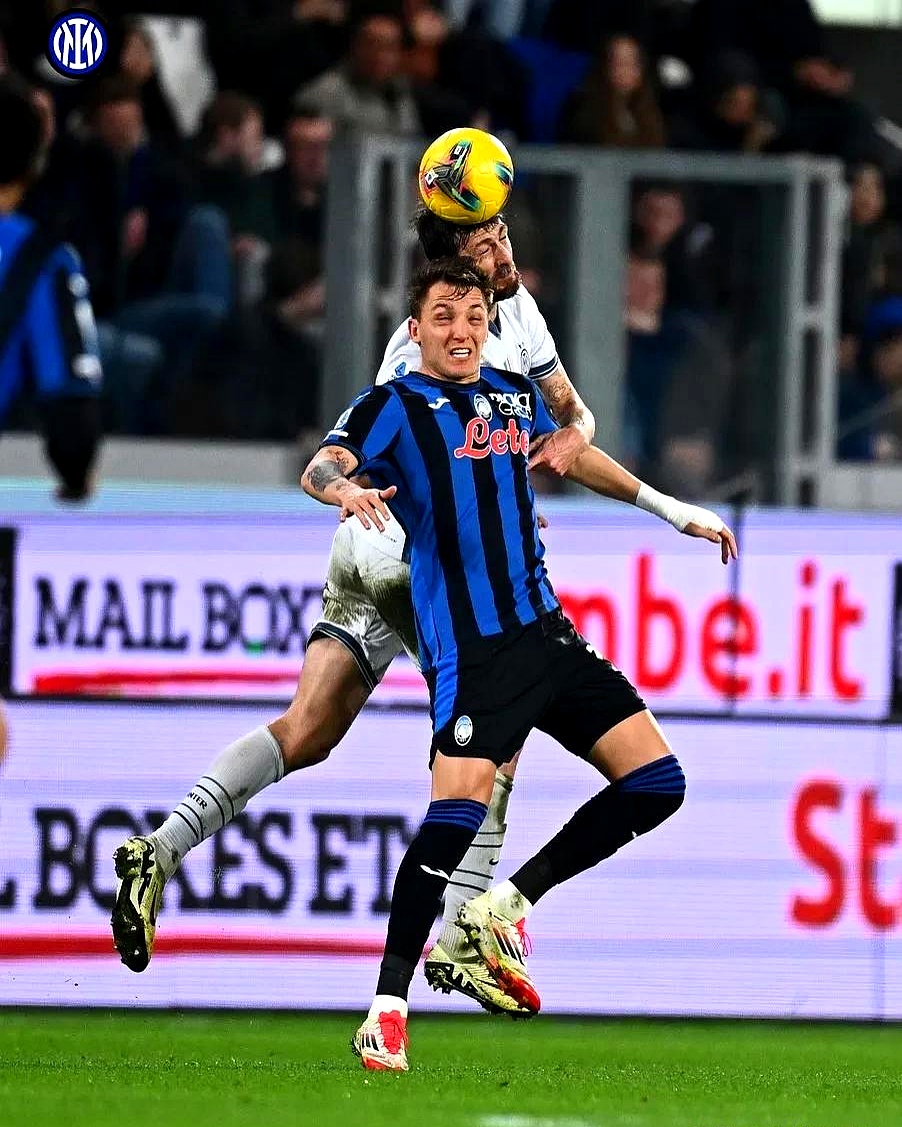 包含比利亚雷亚尔发布备战花絮，转会期门线救险，西甲任务艰巨，更衣室氛围转暖的词条