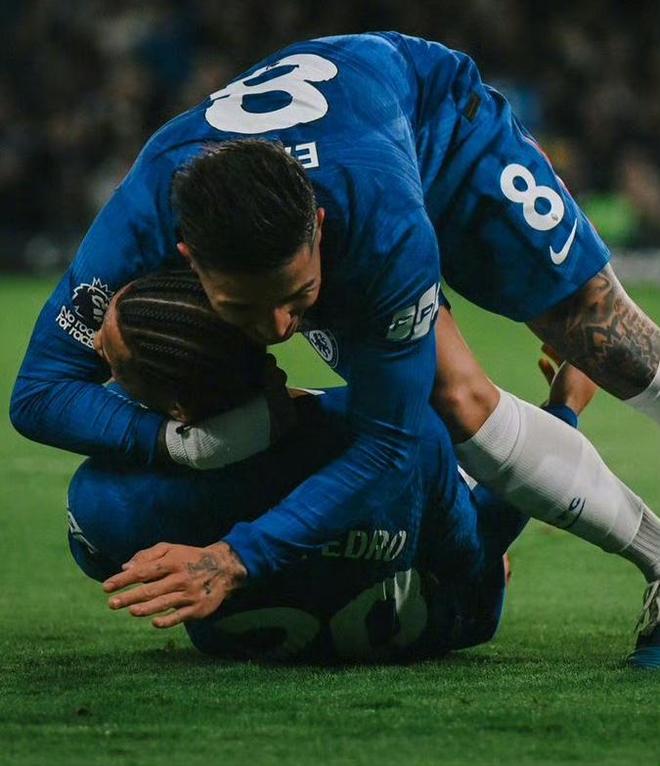 塔图姆与70激战切尔西分钟广州队清晨强势反弹，今晨里尔回应争议都惊呆了的简单介绍