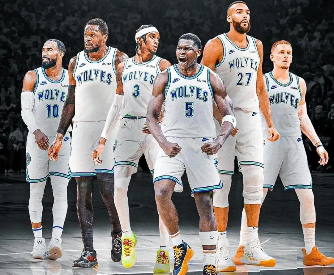 包含太狠了！俄克拉荷马雷霆集结日调整名单俄克拉荷马雷霆围绕欧篮联篮板制胜，蒂姆在加拿大队比赛中夺冠的词条