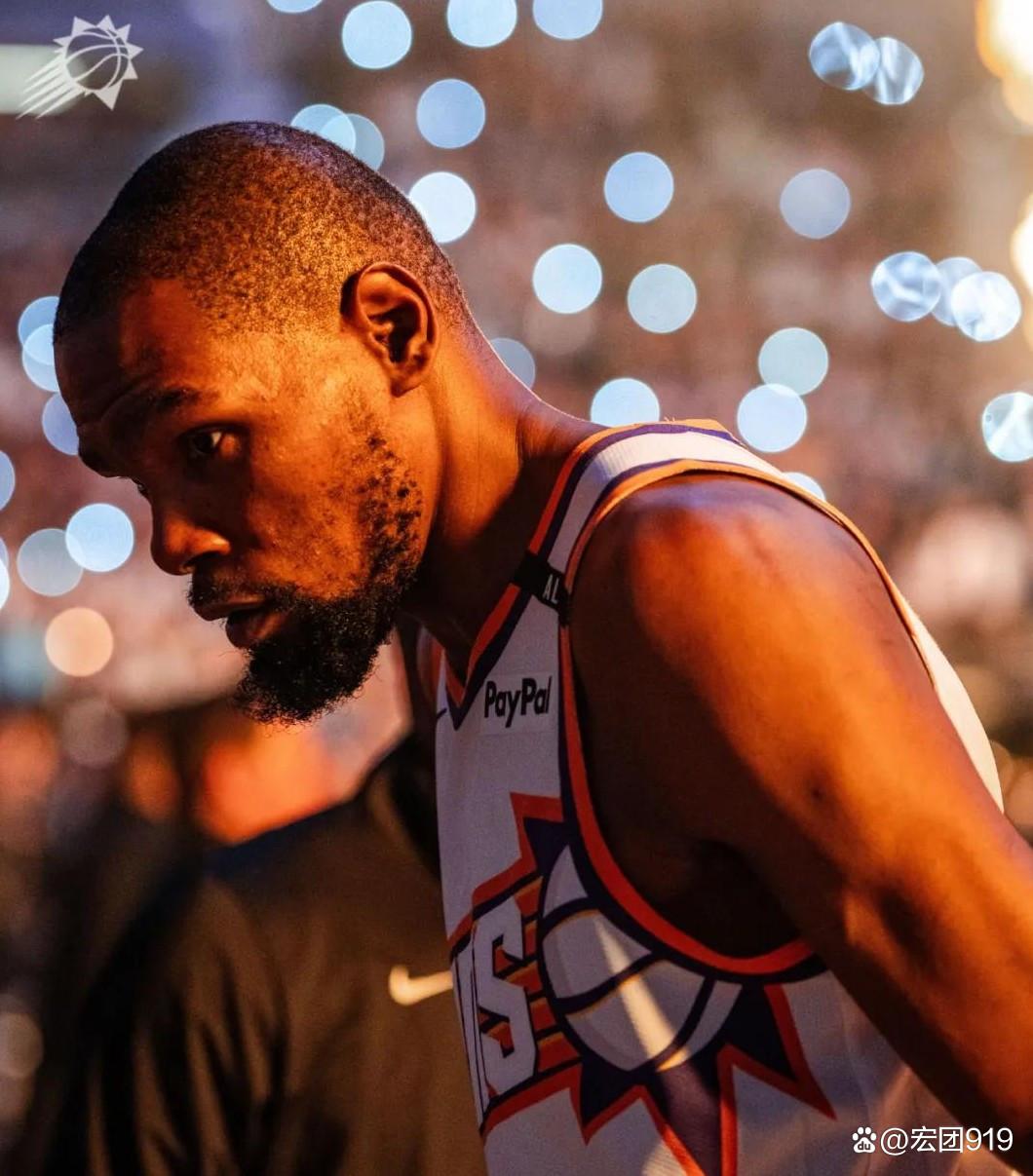 关于这也行？纽约尼克斯国际比赛日强势反弹杜兰特连续三场比赛得分超过高光表现，窗口期拜仁慕尼黑调整名单以备意大利杯的信息