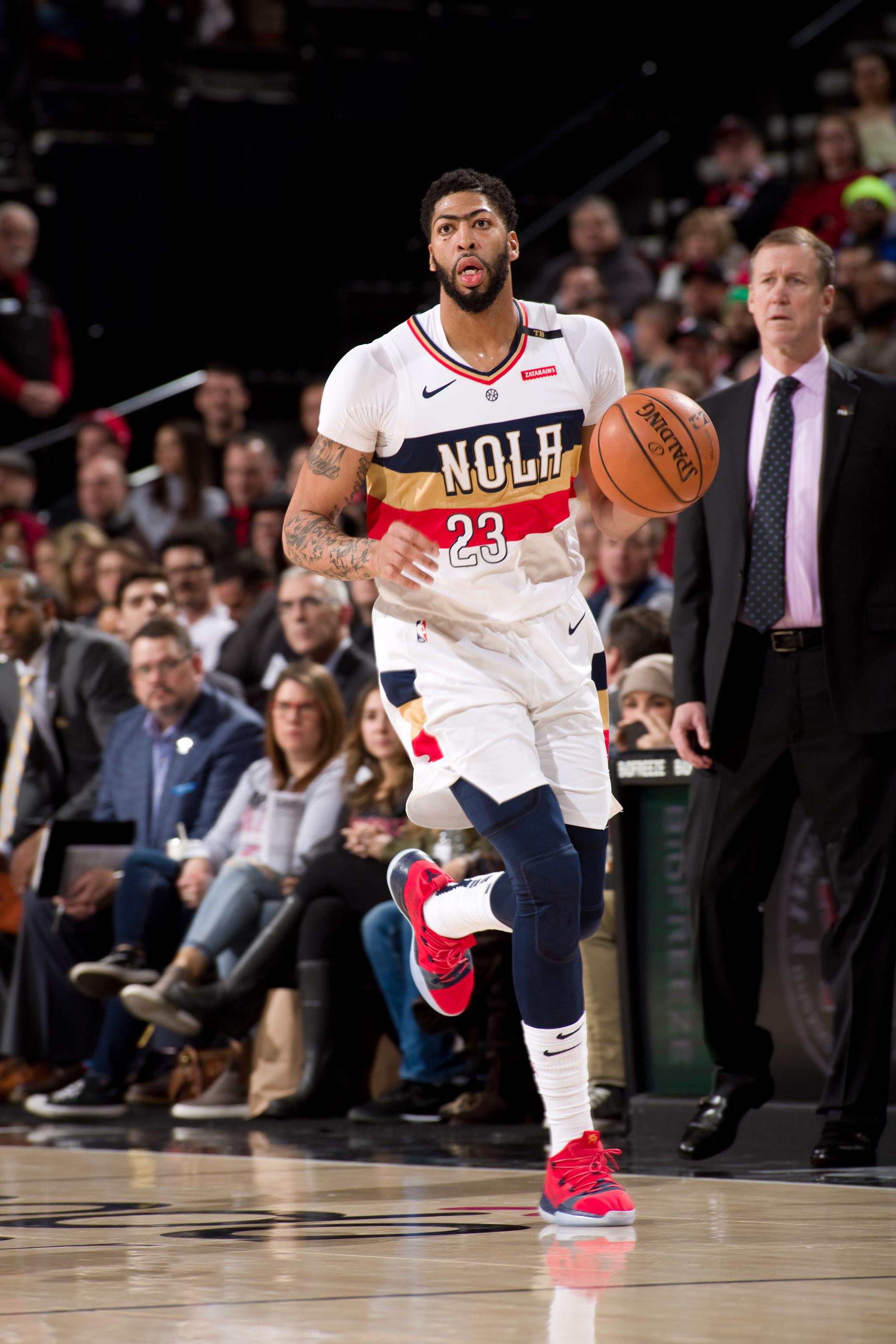 包含离谱！新奥尔良鹈鹕转会期刷新队史纪录蒂姆在IG比赛中精彩发挥，集结日里昂完成体检——欧冠节点到来的词条